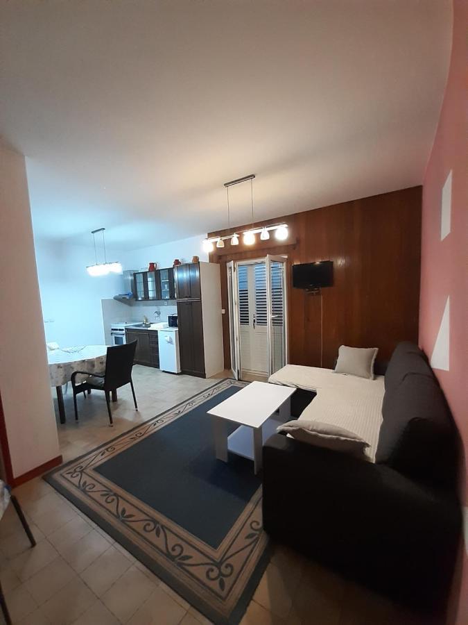 Apartments Cebalo - Ekonomija Korčula Exterior foto
